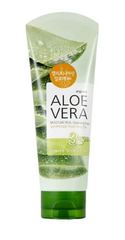  Успокаивающая пенка с алоэ для умывания WELCOS Kwailnara Aloevera Moisture Real Cleansing Foam